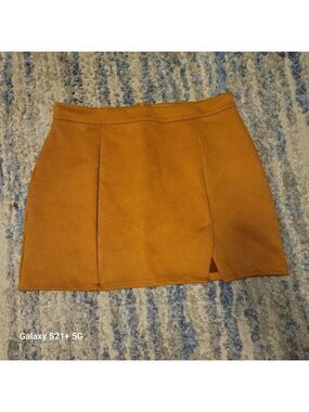 Women’s XL **Faux Suede Skirt** Rust Color